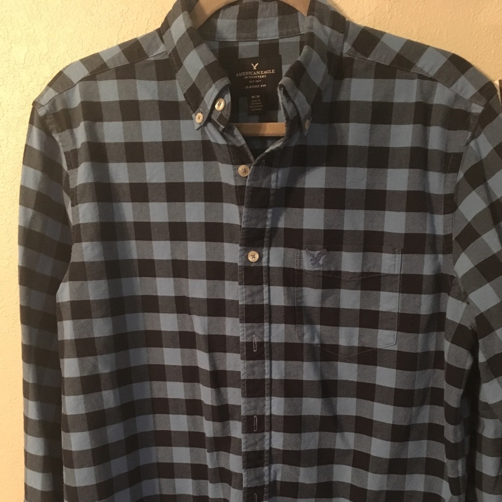 AE flannel - Picture 1 of 2
